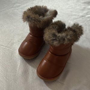 Comfy kids boot 🥾 girl